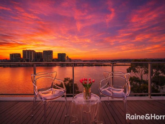 Rare Sub Penthouse Living with Spectacular 270 Degree Waterfront Views