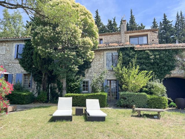 Rare Superbe Propriété, Drôme provençale dans 23has de ter. 400m² Malataverne
