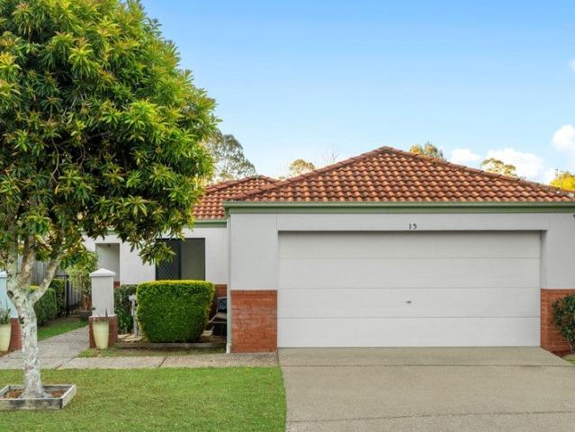 Rare Single Level Sanctuary Backing Directly onto Pristine Parkland