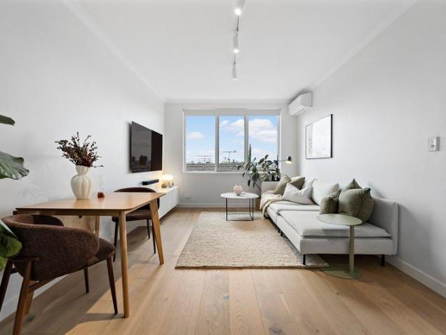 Rare South Yarra Offering Prime Street and Northern Light. Don't Miss This One