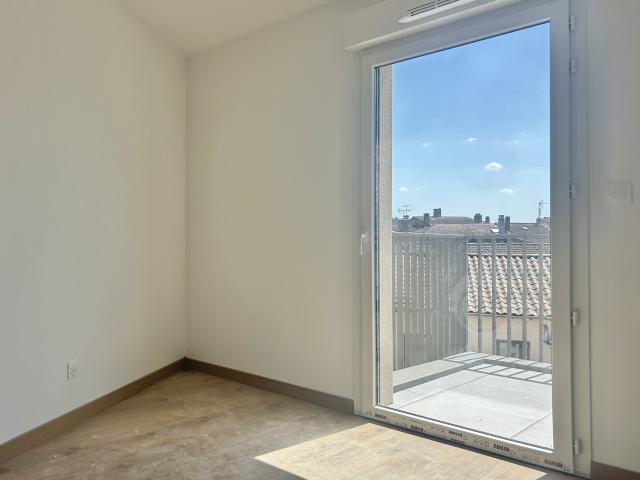 RARE T4 NEUF DERNIER ETAGE TERRASSE + GARAGE DANS RESIDENCE DE STANDING CENTRE DE BRIGNAIS