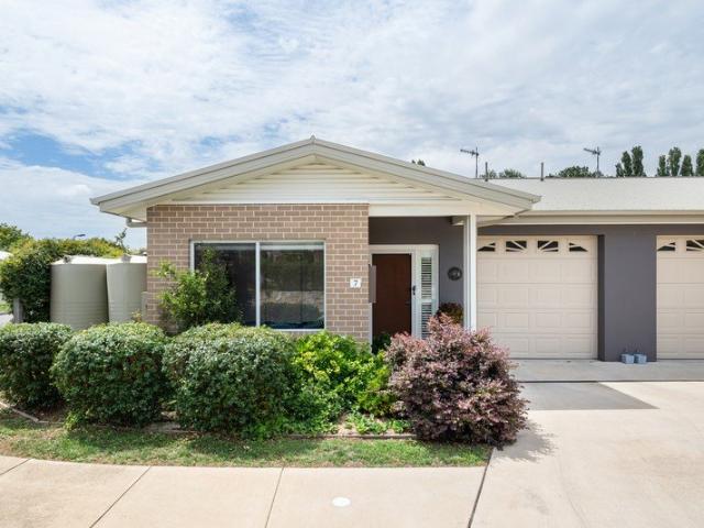 Rare Two Bedroom Villa in Summerfield Over 55s Community