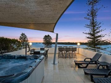 Rare Three Bedroom Penthouse with 96sqm Private Rooftop Terrace