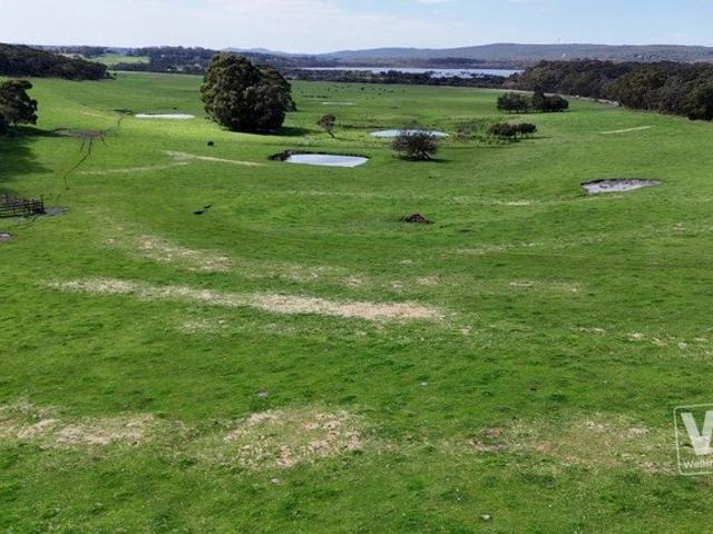 RARE TORBAY OPPORTUNITY 44HA