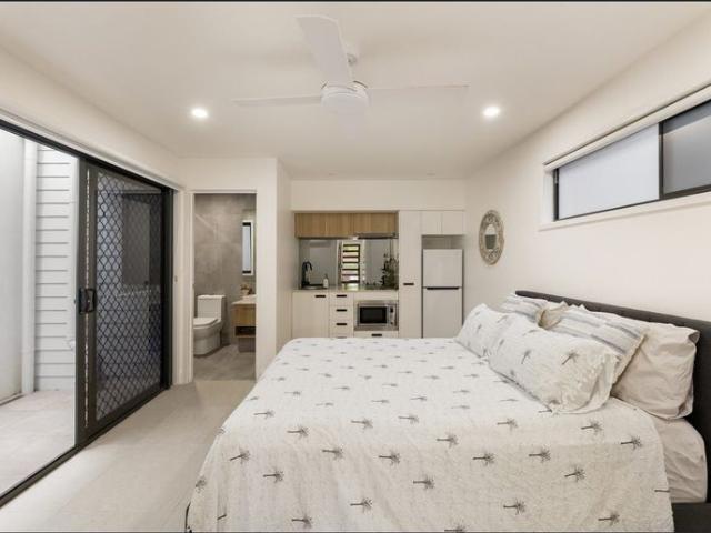 Executive Tri Level Living Solar Powered, Self Contained & Rarely Available