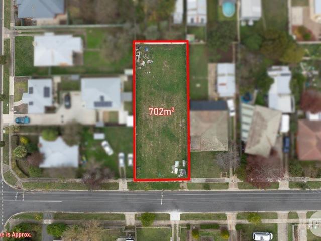 Rare Vacant Allotment in Established Wendouree Location