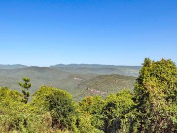 RARE VACANT LAND WITH SPECTACULAR GORGE VIEWS
