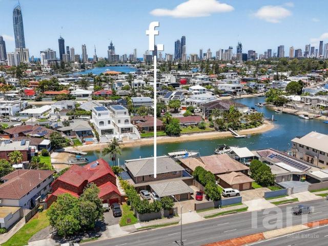 RARE WATERFRONT DUPLEX PAIR!