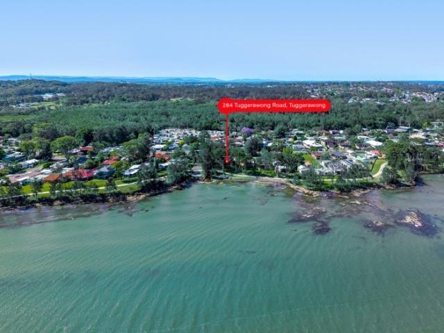 Rare Waterfront Reserve Opportunity on 961sqm with Spectacular Tuggerah Lake Views