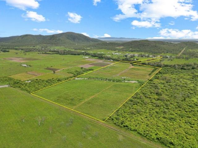 Rare 18.36 Hectares Just Minutes From Town Lifestyle, Land Banking or Future Development Potential
