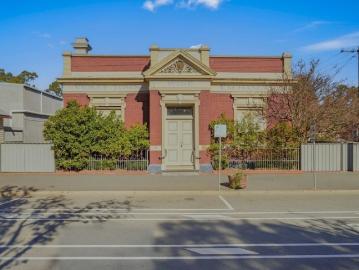 Rare 120 year old National bank opportunity !