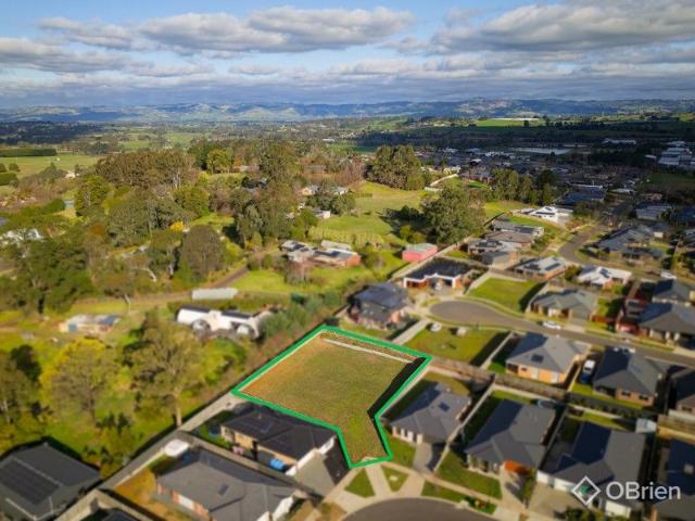 Rare 1,159m2 block full of opportunity