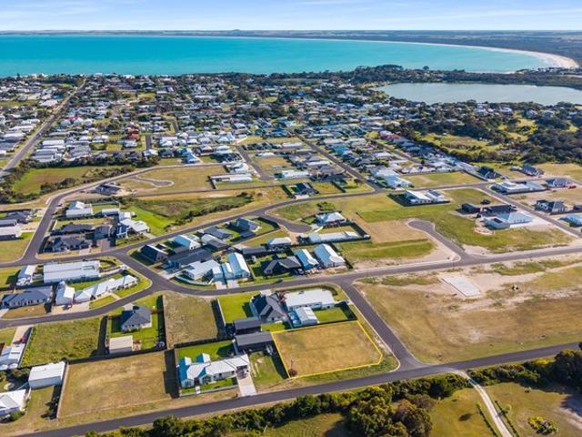 Rare 1,620sqm Corner Block with Sub Division Potential in Coastal Robe