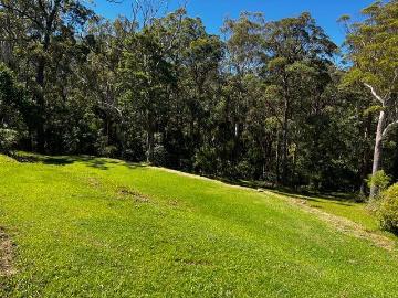 Rare 1,800m² Bush & Beach Sanctuary Adjoining Nature Reserve