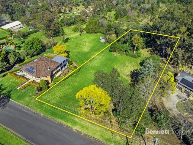 RARE 1 ACRE VACANT PARCEL OF LAND
