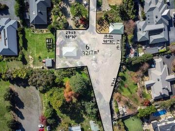 Rare 3/4 acre approx. vacant block, vineyard views, prestigious Warranwood position!