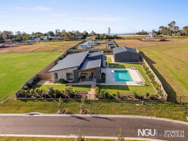 RARE 3,060m² LIFESTYLE BLOCK WITH BREATHTAKING MOUNTAIN VIEWS READY TO BUILD