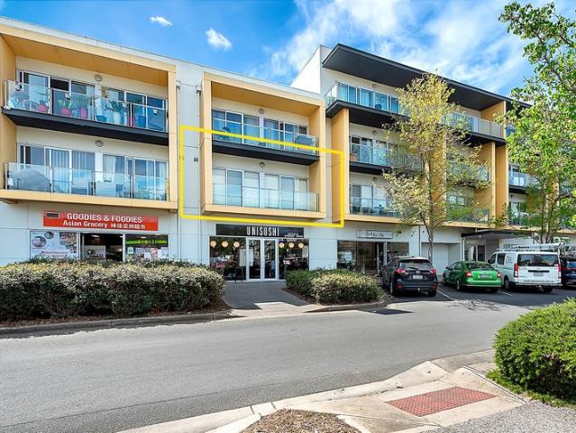 Rare 3 Bed, 2 Bath Apartment in Prime Location