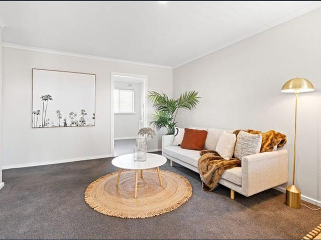 Rare 3 Bedroom Unit in Ideal Location