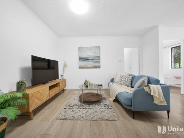 Rare 3 Bedroom Full Brick Apartment with Dual Balconies & Lock Up Garage