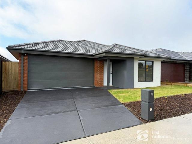 Rare 4 Bedroom, 4 Ensuite Family Home in Sought After Botanic Ridge