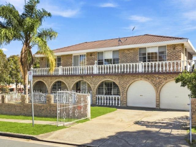 Rare 565sqm Opportunity Less than 50m from Stockland Wetherill Park