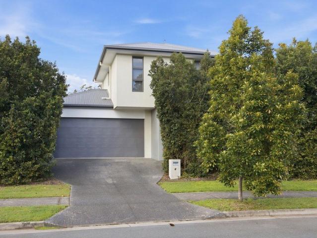Rare 576sqm Family Home Backing Nature Reserve