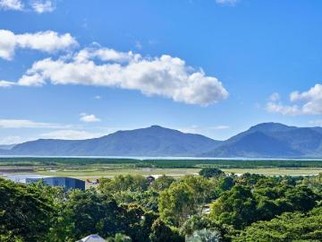 Aeroglen, Barron, Cairns Regional, Low Island, Queensland, Queensland