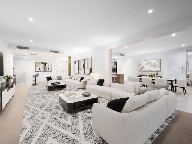 Rare 5 bedroom penthouse style apartment in Stillwater Resort