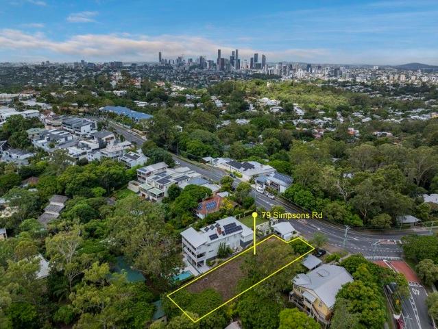 Rare 766 sqm of land with city and mountain views