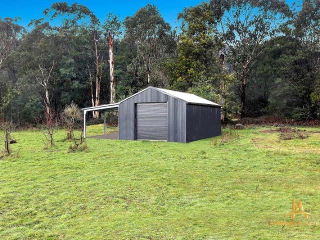 Rare 7.5 Acre Marysville Lifestyle Property with River Frontage, Shed & 2ML Water License