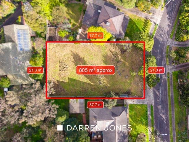 Rare 806m² Opportunity in Coveted Briar Hill