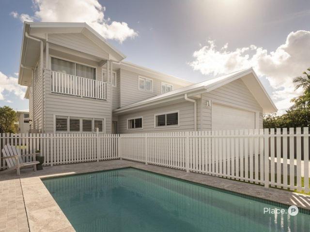 Rare 830m² Dual Living Opportunity with Two Exceptional Dwellings