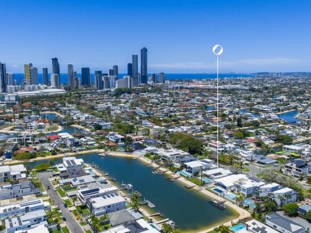 Rare 921m² North Facing Waterfront Home Wide Water, Skyline Views & Exclusive Location