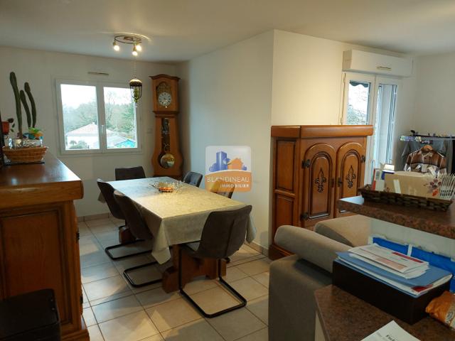 RARET4 DE 78.32m² avec terrasseEN PLEIN COEUR DE PONT ST MARTIN