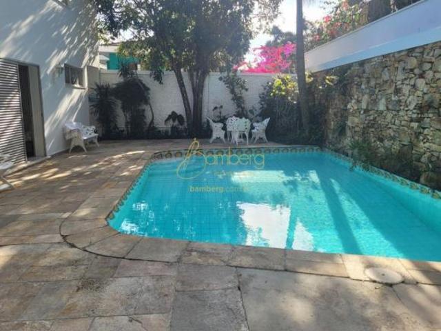 RARIDADE ! CASA TÉRREA DE VILA SEGURANÇA E CONFORTO !