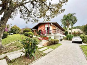 Raridade no Vista Alegre – Casa maravilhosa com terreno de 1.047 m²!
