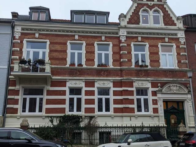 Rarität! Mehrfamilienhaus mit 475 m² Wfl. aus der Kaiserzeit im Kreuzviertel