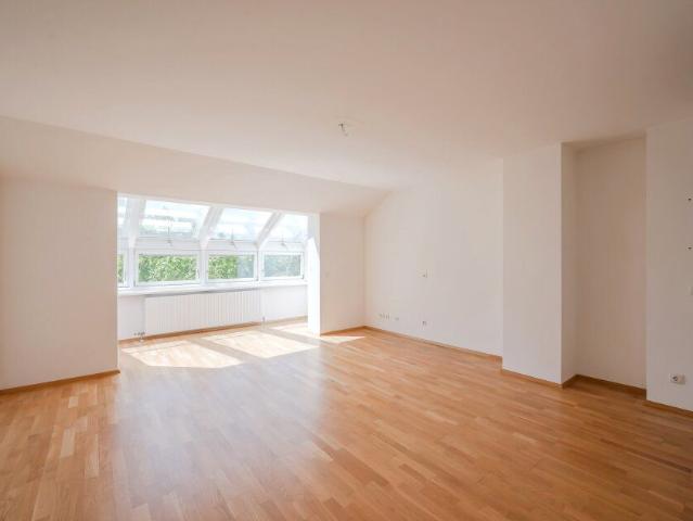 RARITÄT+ Bestlage im Servitenviertel, Großzügiges Penthouse, Toller Wintergarten *GRÜNRUHELAGE