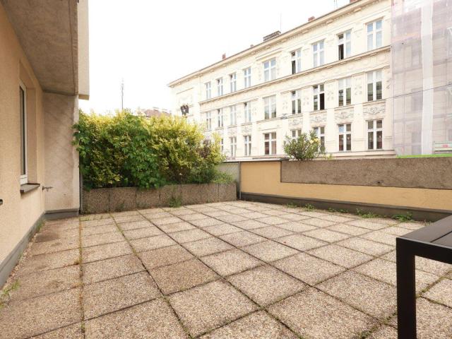 RARITÄT Garconniere mit SÜDSEITIGER TERRASSE!