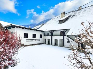 Haus zum Verkauf in 9754 - Garten, Keller