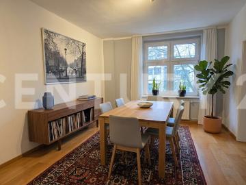 Rarität im beliebten Kaiserviertel: Attraktives 6 Familienhaus mit enormem Entwicklungspotenzial!