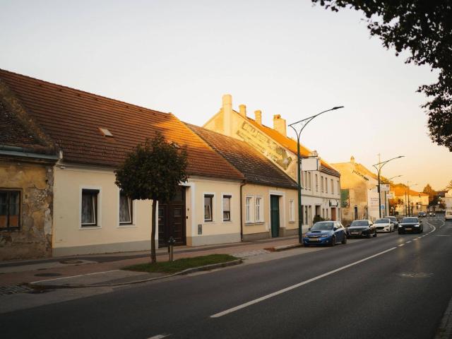 Rarität in der Brucker Altstadt 872m2 Grund & Haus mit großer Garage/ Halle