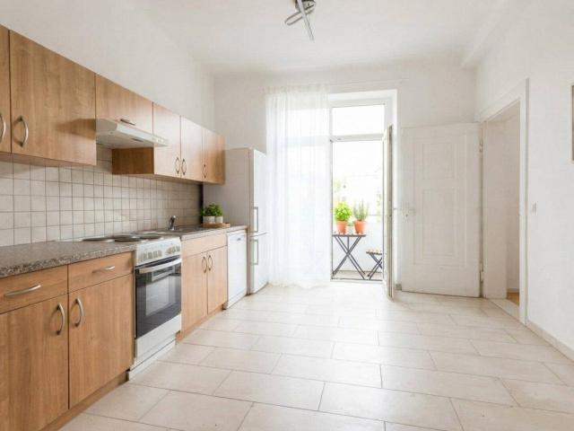 Rarität in Krems: Charmante 3 Zimmer Stilaltbauwohnung mit Balkon & Lift – nähe Stadtpark