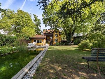 RARITÄT IN KRUMPENDORF: EXKLUSIVE VILLA MIT NATURPOOL UND POOLHAUS