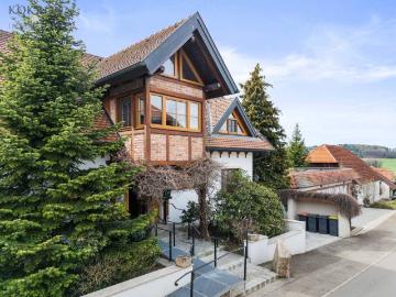 Ein oder Mehrfamilienhaus 315 m² Wohnfläche großer Garten Eventstadl XXL Garage