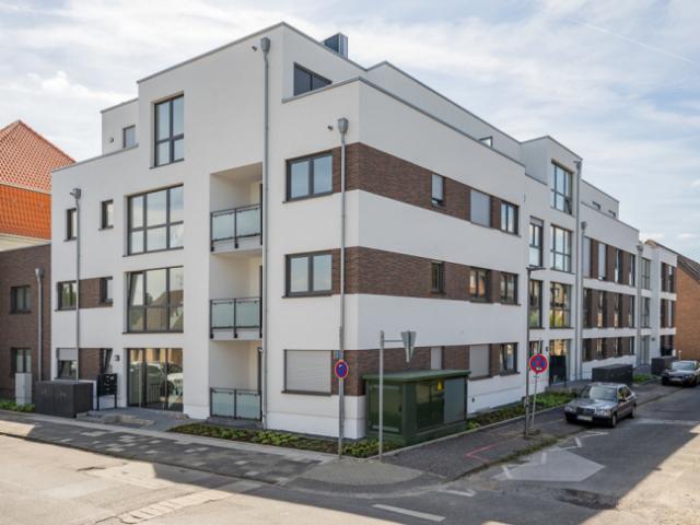 RARITÄT Luxus Penthouse, barrierefrei, mit 2 TG Stellplätzen und Einbauküche im schönen Hüls