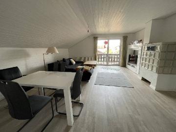 RARITÄT! Liebenswerte Familienwohnung mit Garten und Terrasse fast wie ein Haus