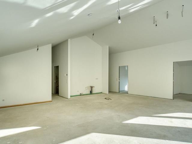 Rarität Über den Dächern von Götzens eine Ganze Etage Exklusiv Für ihr Neues Zuhause