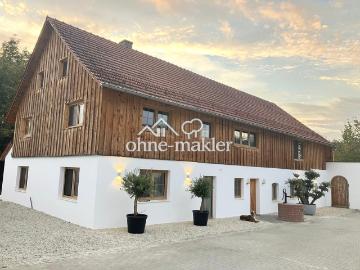 Landhaus von Privat! Hochwertig kernsanierter Hof mit Platz und Charakter